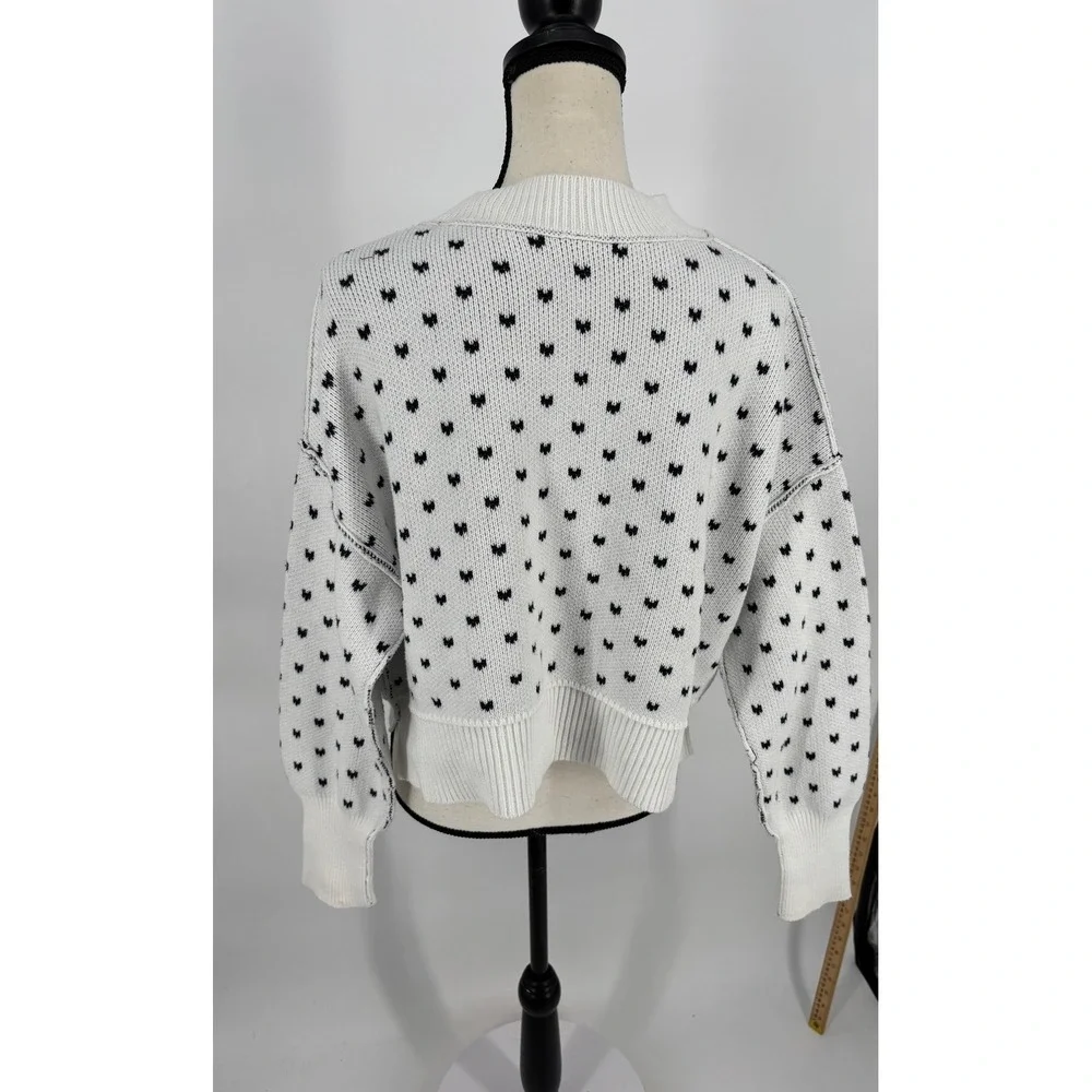 Free People‎ Heart Print Sweater Womens XS White Black Knit Pullover Boho